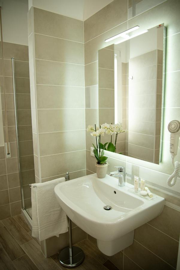 Porta Aragonese Luxury